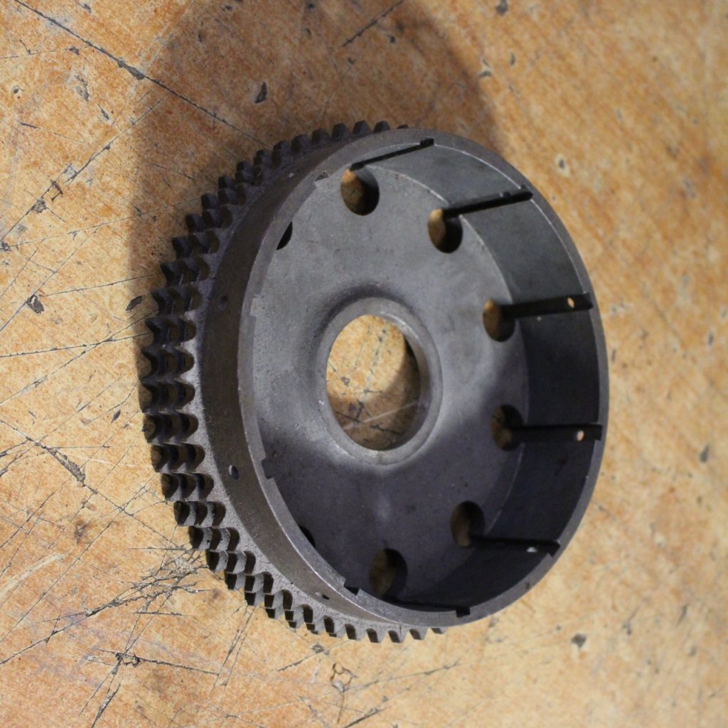 IMG_3474 BSA A65 koppeling korf 68-2773 / BSA A65 clutch basket 68-2773 - Afbeelding 1