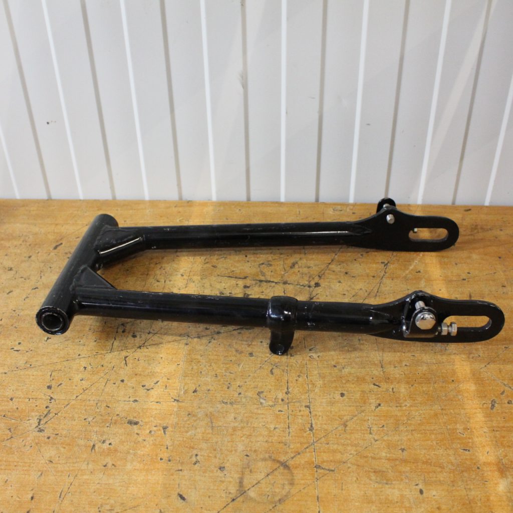 IMG_3334 BSA A50 A65 achtervork 82-9532 / BSA A50 A65 swing arm 82-9532 - Afbeelding 1
