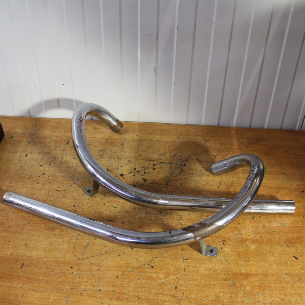 IMG_3458 BSA A7 A10 uitlaatbochten / BSA A7 A10 exhaust pipes - Afbeelding 1