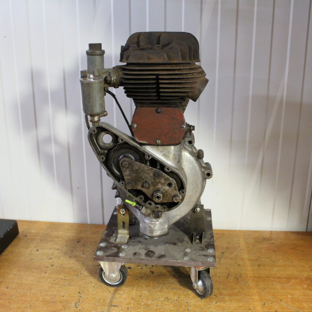 IMG_3468 BSA WM20 motorblok / BSA WM20 engine - Afbeelding 1