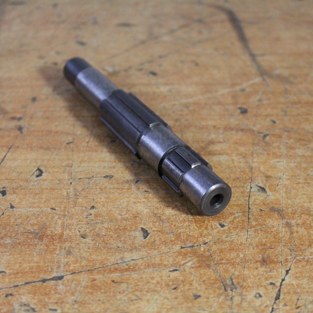 IMG_3487 BSA A65 hulp as 68-3303 / BSA A65 lay shaft 68-3303 - Afbeelding 1