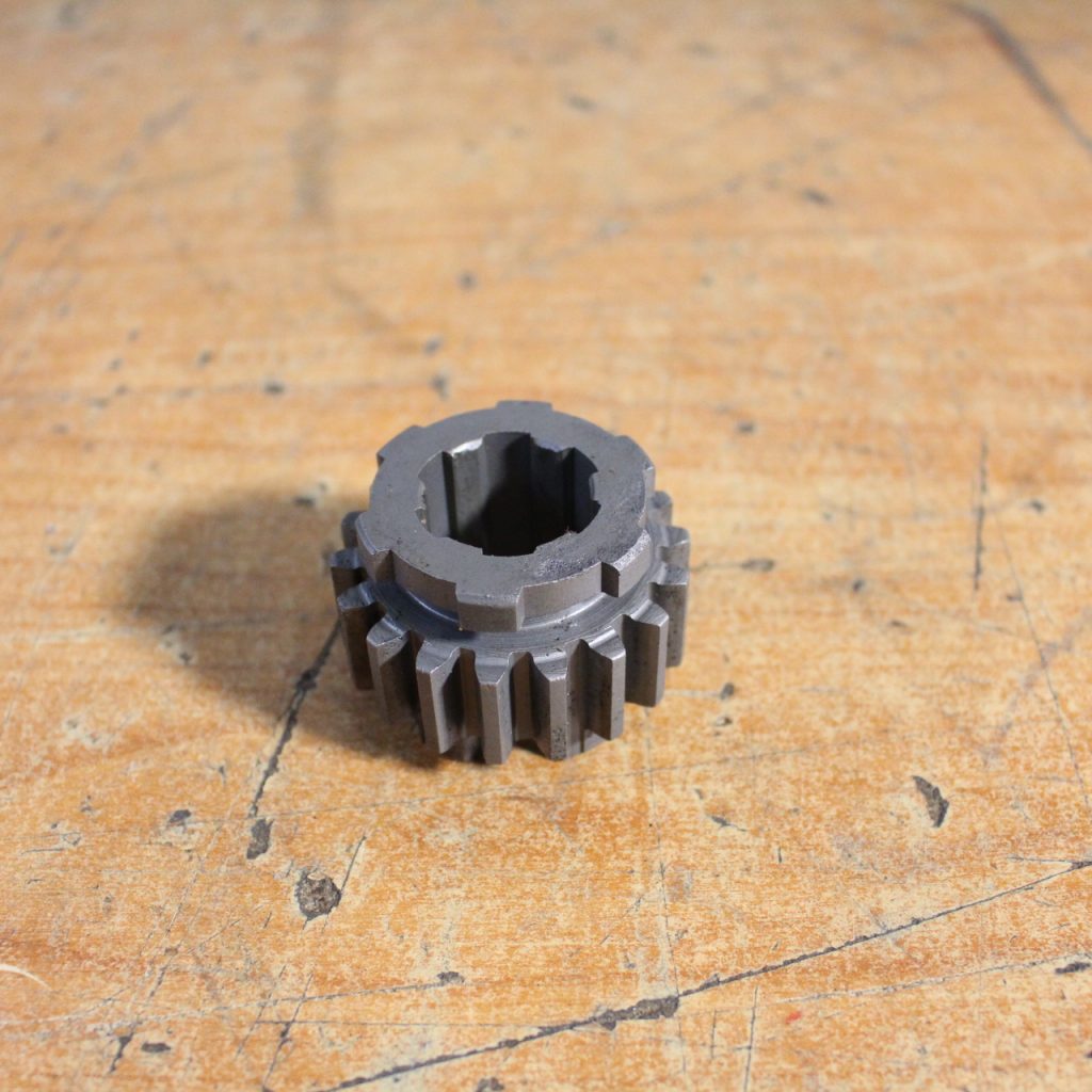 IMG_3505 BSA A65 tandwiel 68-3181 / BSA A65 third gear 68-3181 - Afbeelding 1
